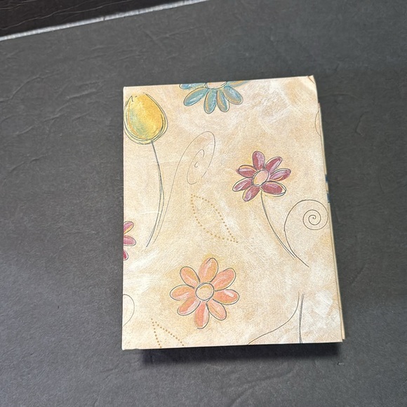 Scrapbook and Photo album - Picture 6 of 7